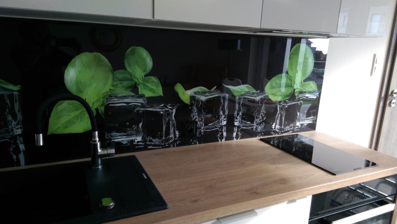 Apartament Ustronie Morskie 5 Mórz Golden Sianożęty