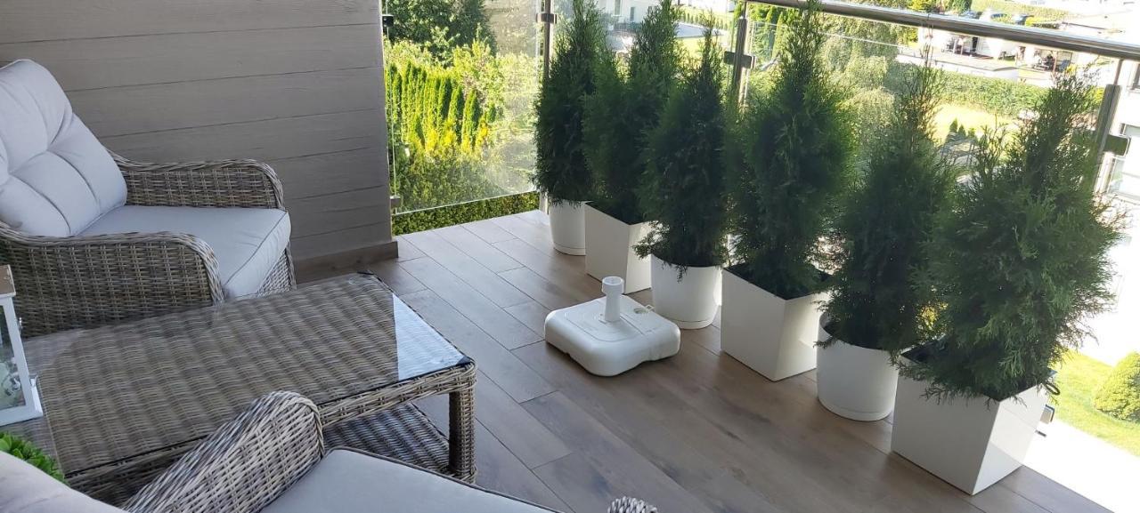 Ustronie Morskie 5 Mórz Golden Apartament *