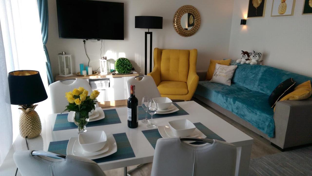 Ustronie Morskie 5 Mórz Golden Apartament